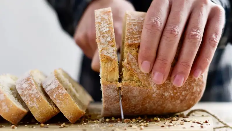 Kızarmış Ekmek ve Taze Ekmek: Hangisi Sağlığınız İçin Daha İyi?