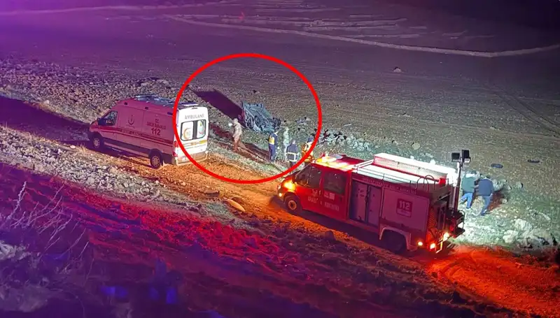 Şarampole Devrilen Otomobilde Feci Kaza: İki Kişi Hayatını Kaybetti