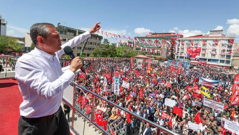 Özgür Özel: Örgütün Silah Bırakma Çağrısına Tam Destek!