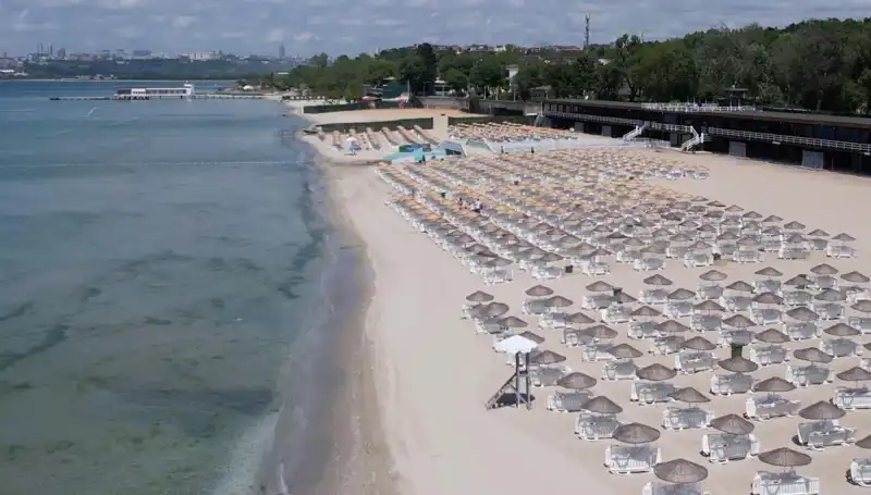 İstanbul Plajlarında 2025 Giriş Ücretleri: Sarıyer, Florya ve Adalar'da Neler Bekliyor?