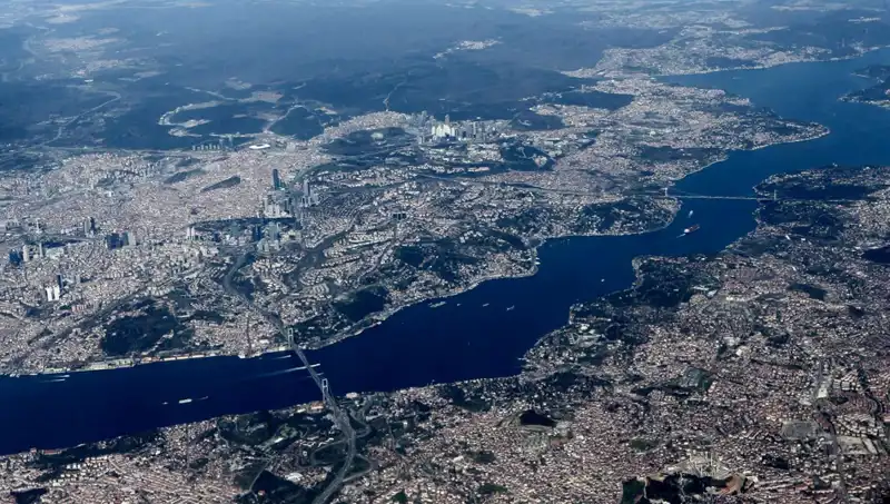 Baharın Gelişiyle İstanbul Hava Sahası Canlanıyor: Pilotların Sıcak Mesajı!