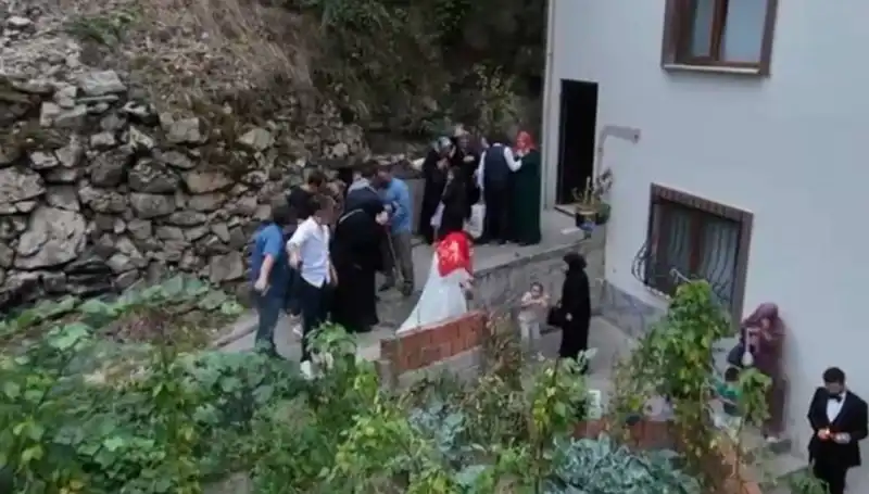 Kanlı Düğün: Ne Olmuştu ve Neden Kaçtı?