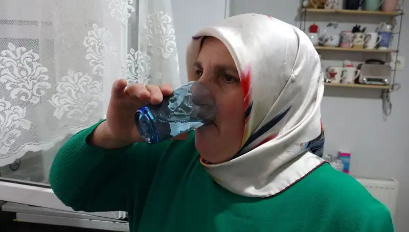 30 Yıldır Nisan Yağmurunu Şifa İçin İçiyor: Kayınvalidesinin Geleneği