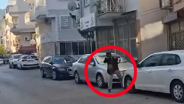 İzmir'deki Saldırı: Çatışma Anları ve Olayın Ardındaki Gerçekler