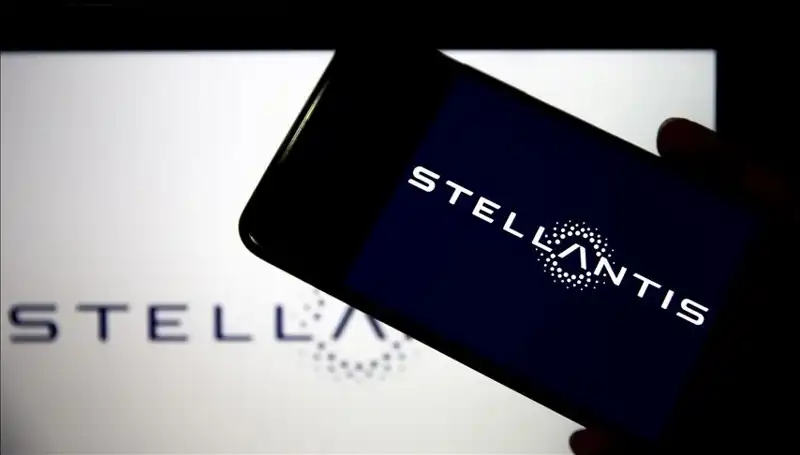 Stellantis Krizle Sarsılıyor: Fabrika Kapanmaları Kapıda mı?