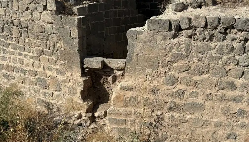 Diyarbakır'daki Saint George Kilisesi'nin Sırrı Çözülüyor: Tarihi Kitabe Ortaya Çıktı