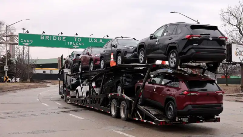 Toyota, ABD Pazarında Hibrit Araç Yatırımlarını Geliştiriyor
