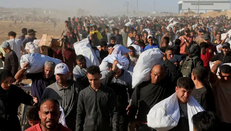 İsrail Ordusundan Han Yunus’a Büyük Kuşatma: 15 Kilometrelik Koridor Açıldı