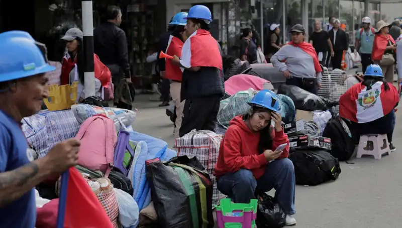 Peru'da Madencilik Krizi Derinleşiyor: Sokaklarda Gösteri ve Talep Patırtısı