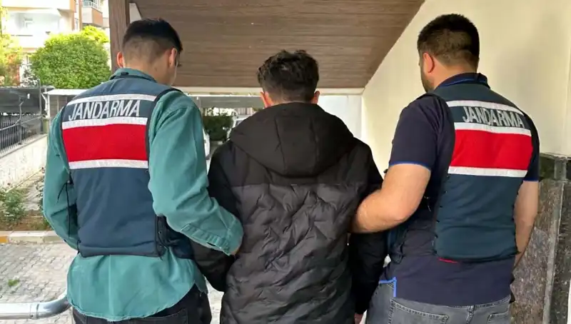 Türkiye'nin Dört İlinde Büyük Dolandırıcılık Operasyonu: 35 Gözaltı!