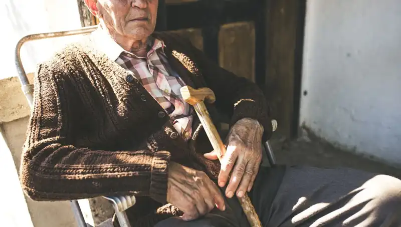 100 Yaşlıdan 16’sı Depresyonda: Yalnızlığın Alzheimer Üzerindeki Şaşırtıcı Etkileri