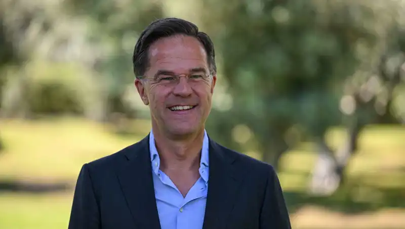 Rutte, Eurofighter'nın Müttefik Ülkelerle Alımını Destekliyor