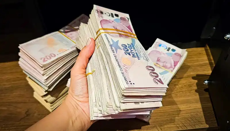 Mevduat Rekoru: Türkiye’de 12 Trilyon Liralık Tasarruf Yığıldı