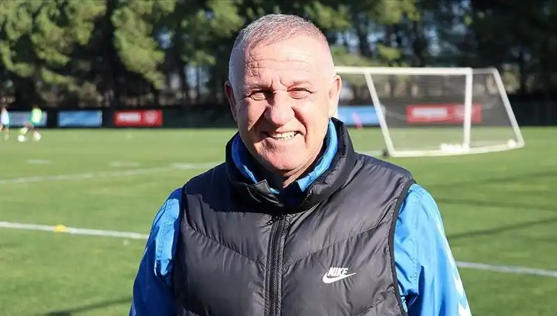 Ankaragücü'nde Sürpriz Gelişme: Mesut Bakkal Gönderildi!